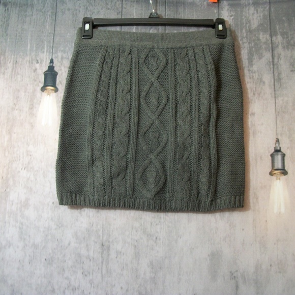 Love Change Dresses & Skirts - Love Change Gray Knit Skirt